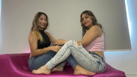 Scarletkent perfekte erwachsene bild