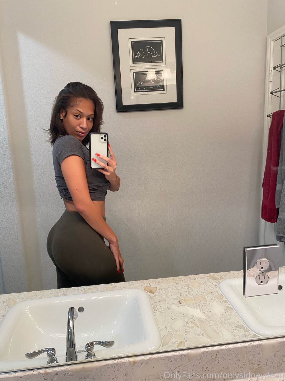 teen mit natürlichen titten nur fans erotische schöne bilder