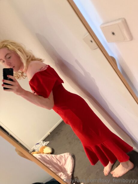 Foxy Femboyyy porno nackten bilder