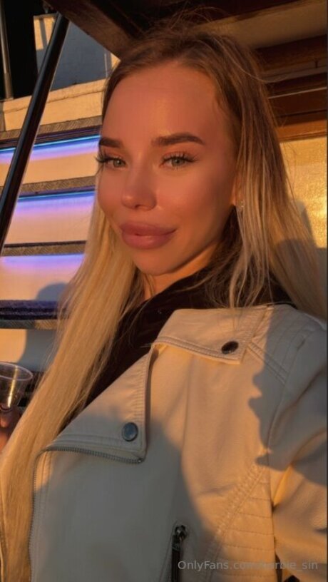 Barbie Sin pornografische foto