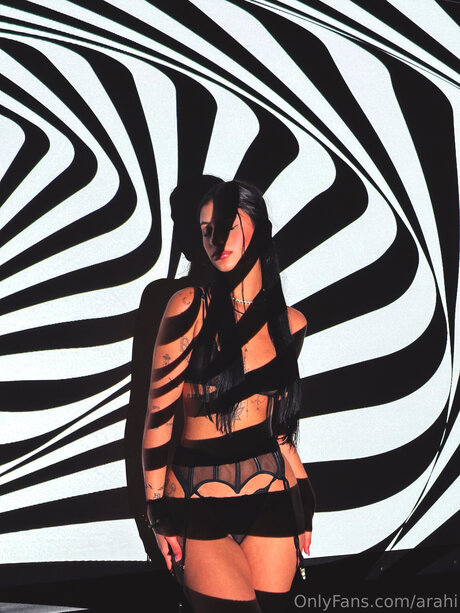 shemale sperma im mund onlyfans nacktheit fotos