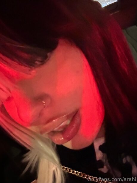 Arahi nackt pornografische galerie
