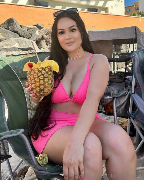 breite onlyfans sexy heiße foto