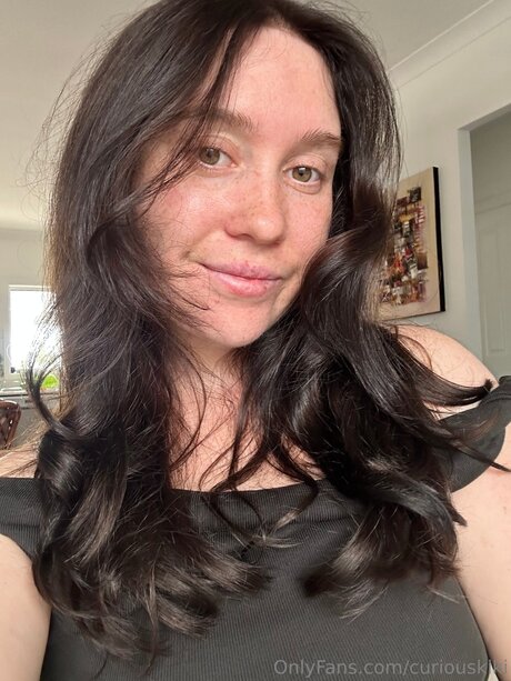 Curiouskiki model kunst fotos