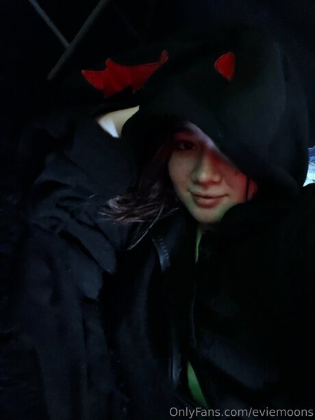 Eviemoons model erwachsene bilder