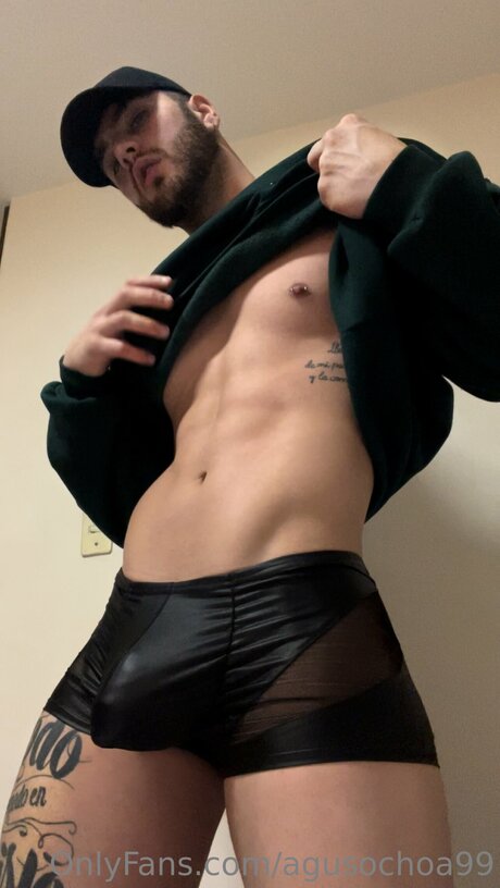 Leoochoa nacktheit freie foto