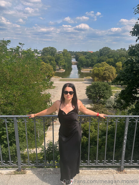 Meganscrazyworld erwachsene top bilder