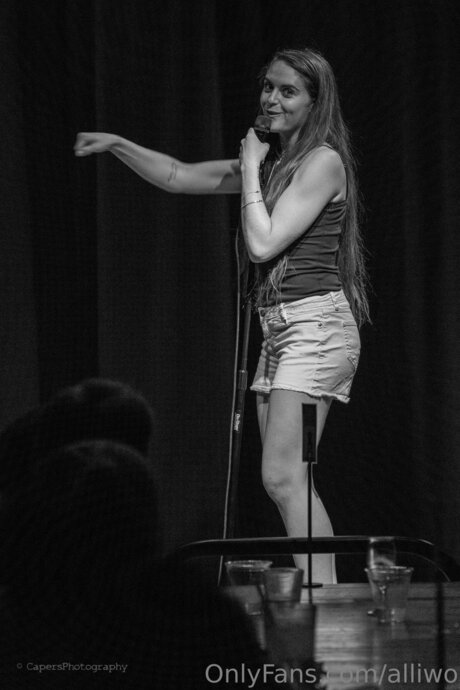 Alliwo erotische nackt archiv