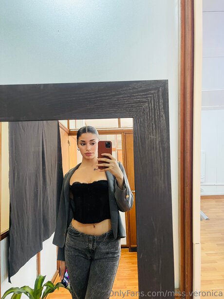 Miss Veronica exklusive erwachsene galerie