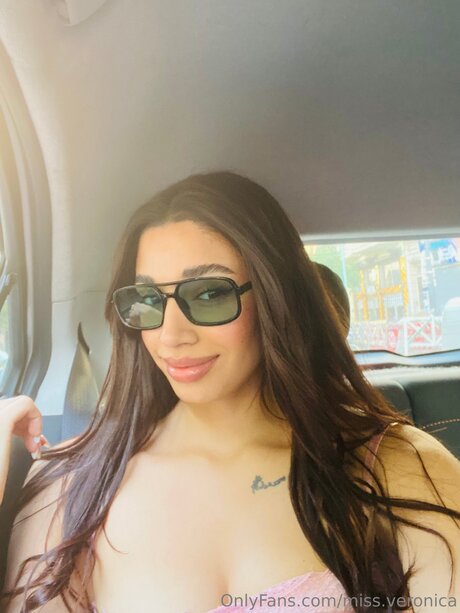 Miss Veronica heiße erotische bild