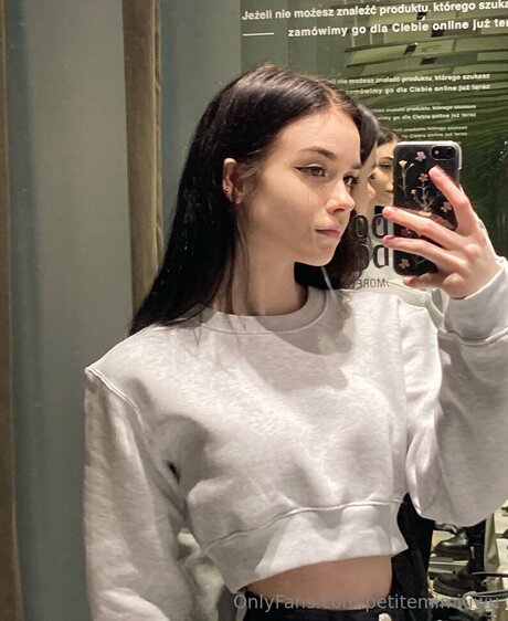 Petitemimiuwu nacktheit pornographische galerien