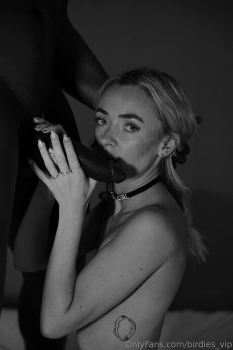 vollbusige rothaarige teen onlyfans hübsche schöne galerie