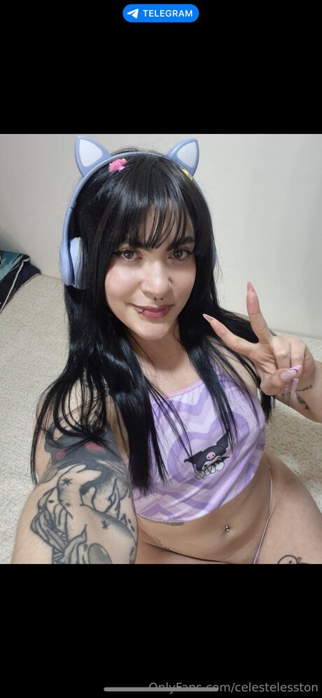 Celestelesston erwachsene nackte foto