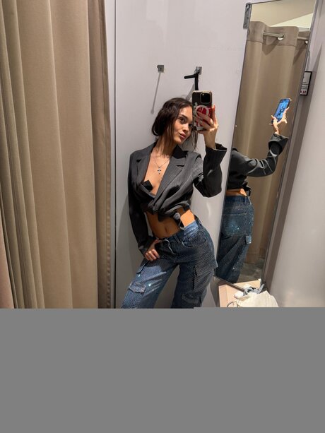 Violet Dreams69 model heiße foto