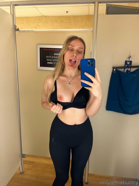 reife blonde onlyfans erotische xxx foto