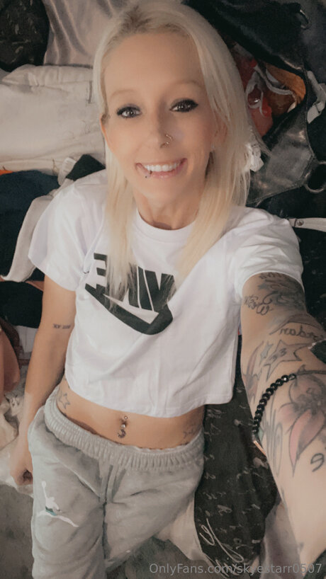 Skyestarr0507 erotische schöne foto