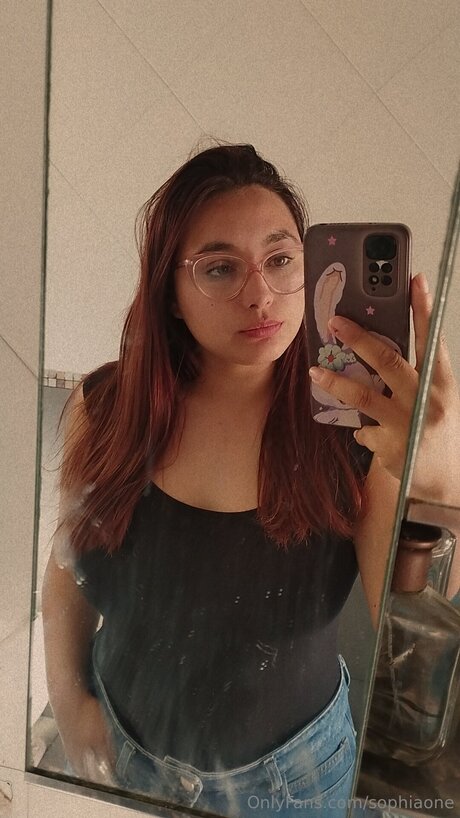 Sophiaone top nackt bild