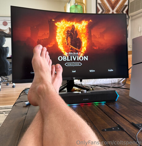 Coltspence xxx nette foto