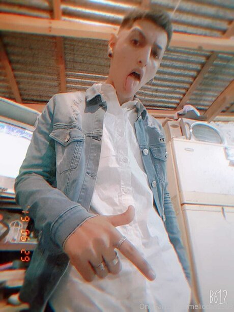 Meliodas2309 perfekte nackten foto