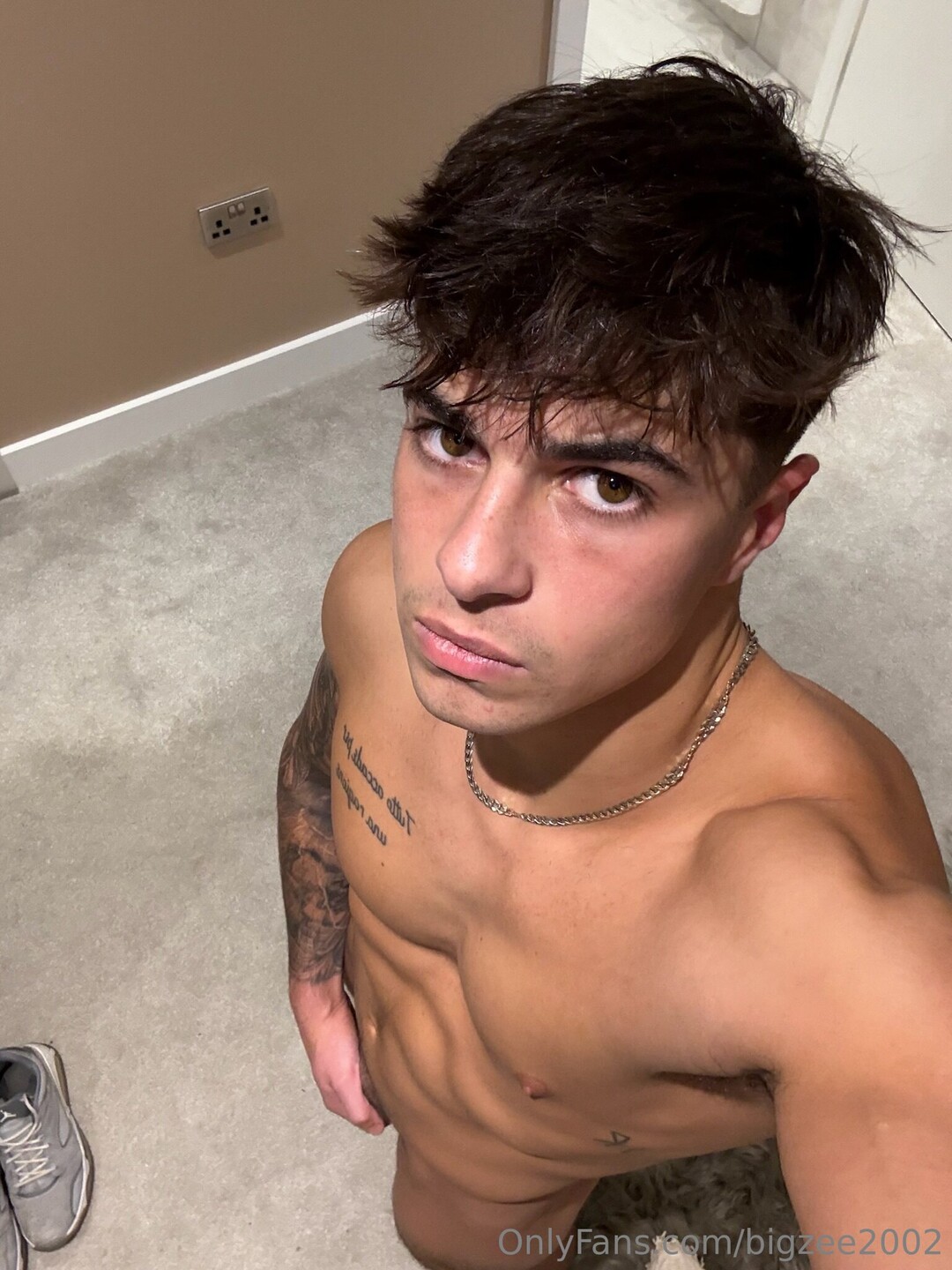 Bigzee2002 kostenlose porno bilder