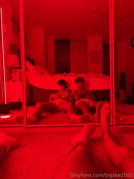 Bigzee2002 schöne exklusive foto