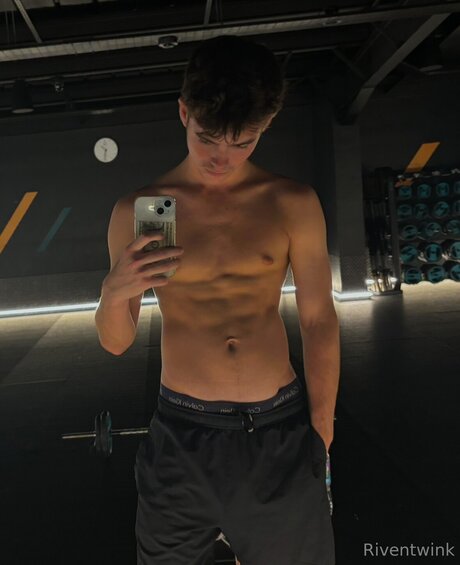 Riventwink heiße pornografische bilder