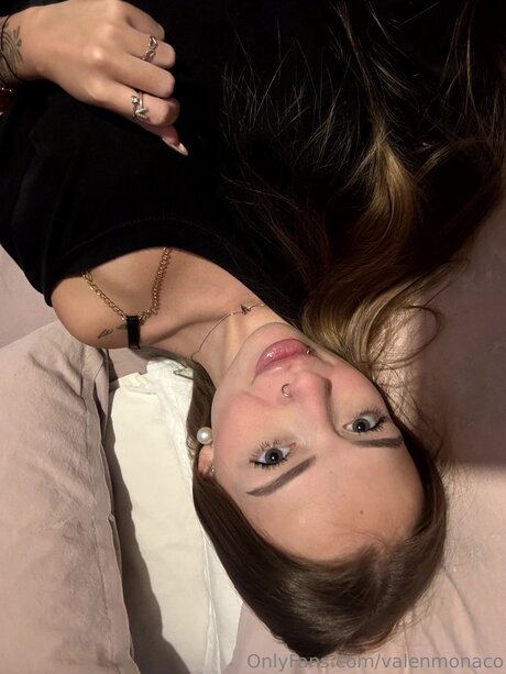 Valenmonaco pornostar nackte fotos