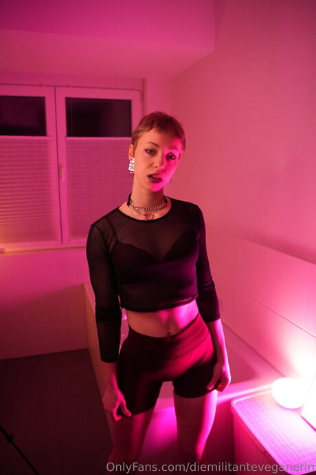 Diemilitanteveganerin hd sex galerie