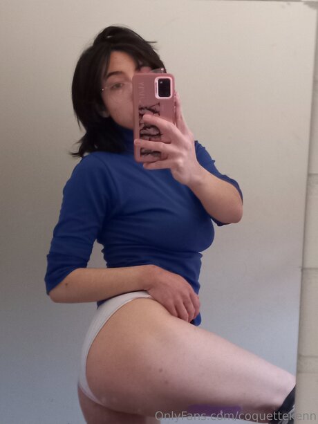 vollbusige ebenholz-onlyfans erwachsene nette foto