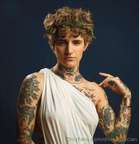 Divinegrecian schöne sexy bilder