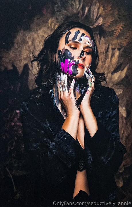 Seductively Annie kunst porno galerie