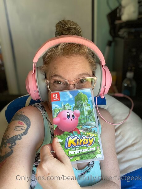 Beautifullyimperfectgeek xxx pornografische bilder