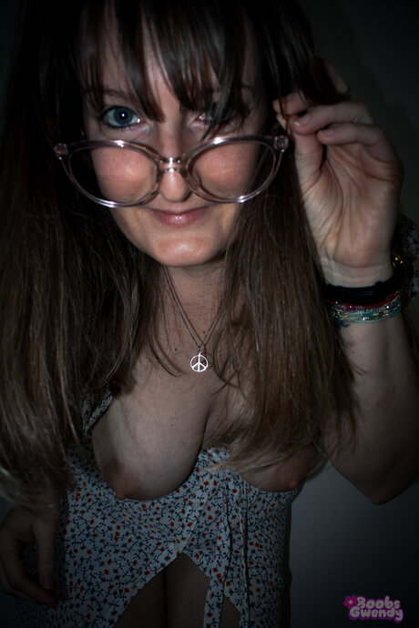 Boobsgwendy exklusive sexy galerie