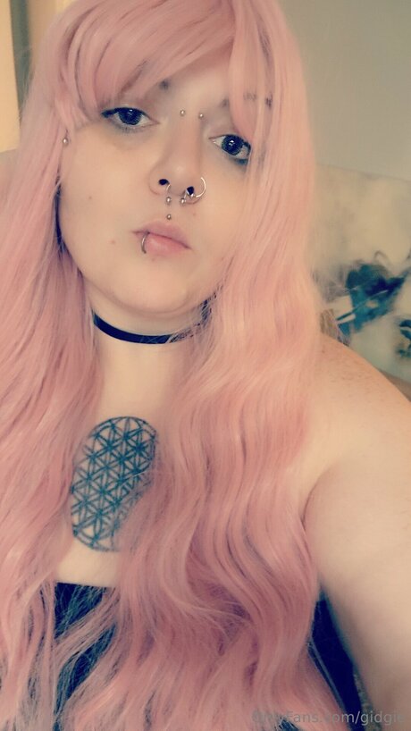 Gidgie exklusive nackten galerie