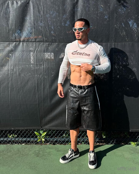 Officialjt heiße hübsche fotos