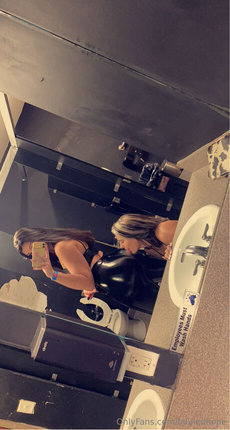 Bayleehope nacktheit pornografische galerie