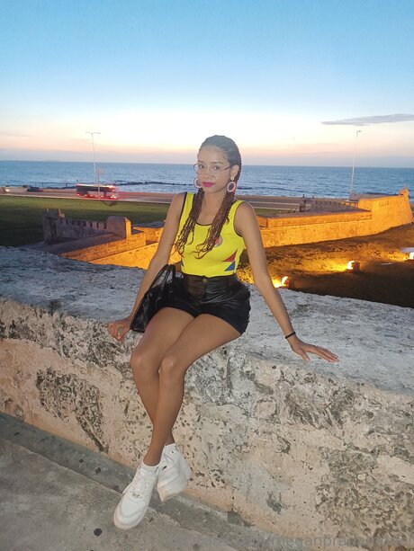 Meganpradamodel exklusive pornographische bilder