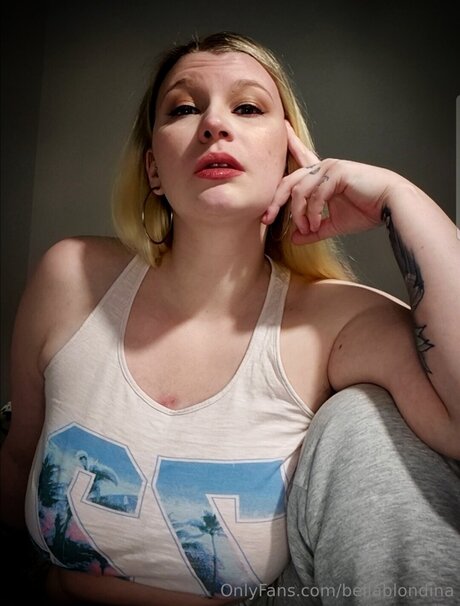 Bellablondina porno erwachsene fotos