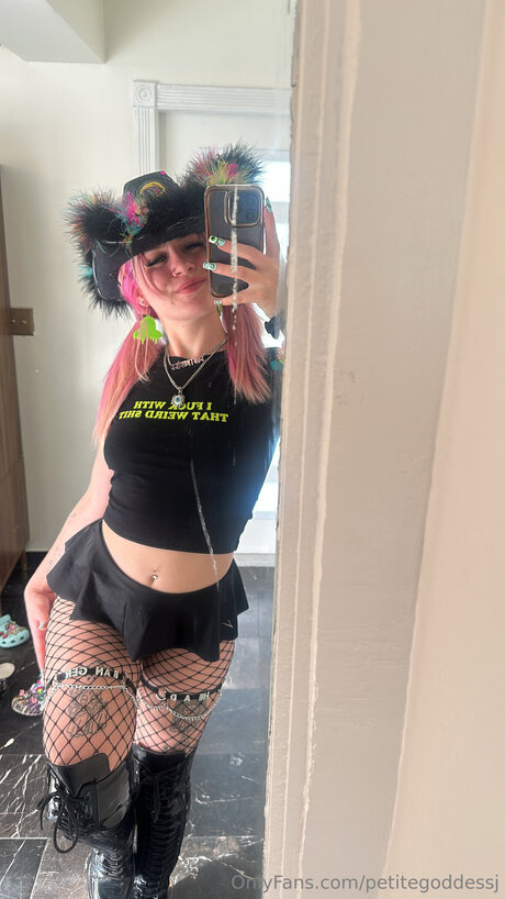 Petitegoddessj perfekte kunst bild