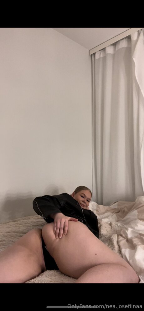 Nea Josefiinaa erwachsene nette galerie