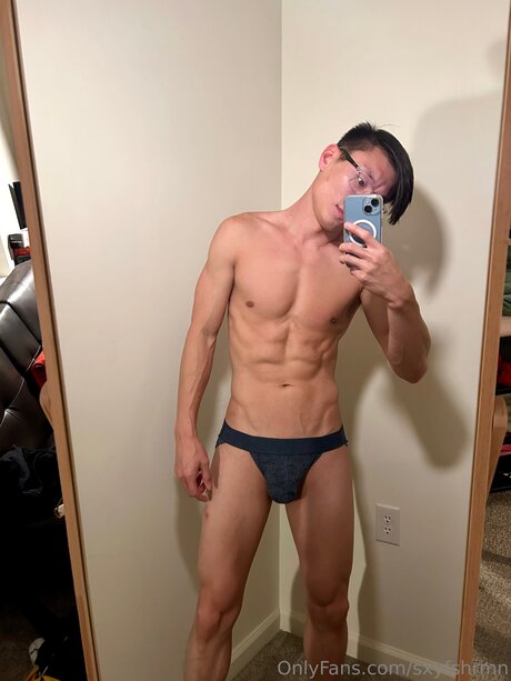 Sxyfshrmn nackt kunst bild