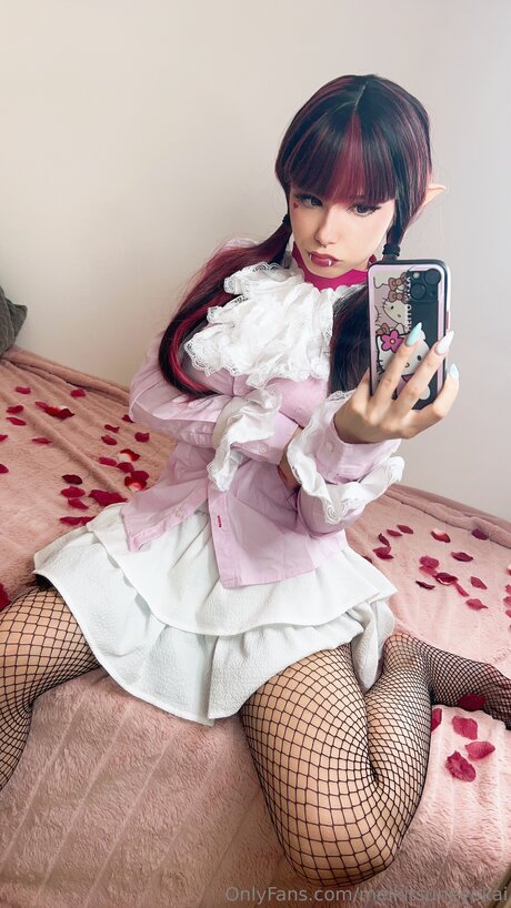 Mei Sakura perfekte porno bild