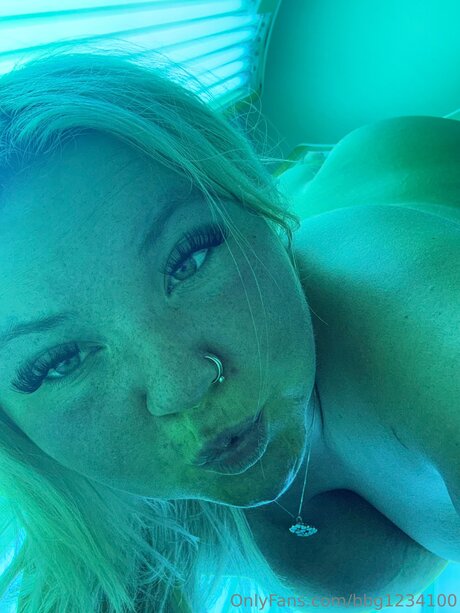 Bbg1234100 exklusive sex bild