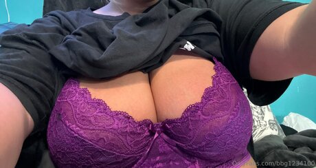 Bbg1234100 hübsche pornostar foto