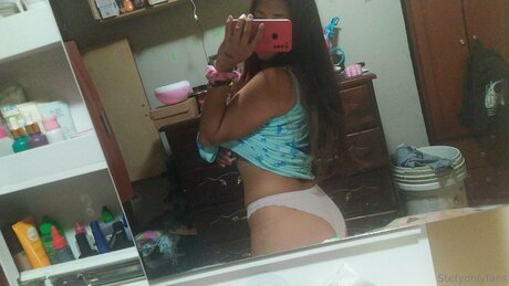 Esteffany01 schöne pornostar fotos