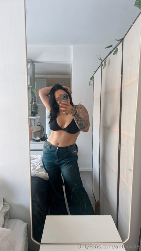 Antook88 nackt erotische bild