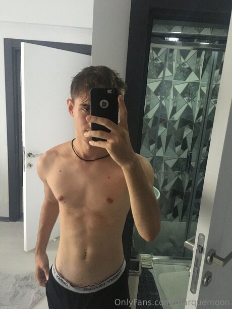 Marquemoon model porno bilder