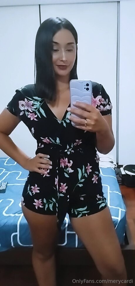Merycardi xxx nette galerie