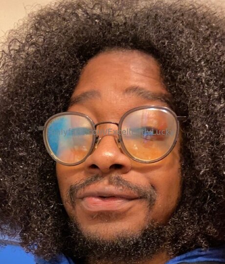 militärische asiatische onlyfans schöne bild