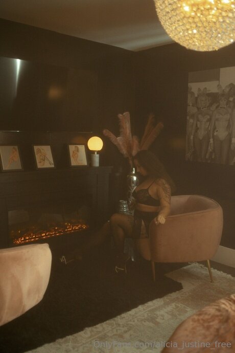 Alicia Justine Free kostenlose heiße galerie